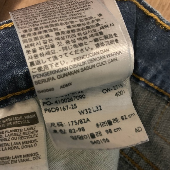 Jeans, Dockers, Sweats & Dress Pants - Picture 2 of 16